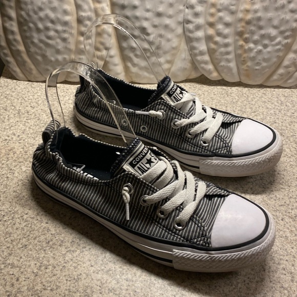 Converse All Star Sneakers Size 7 - Picture 2 of 7